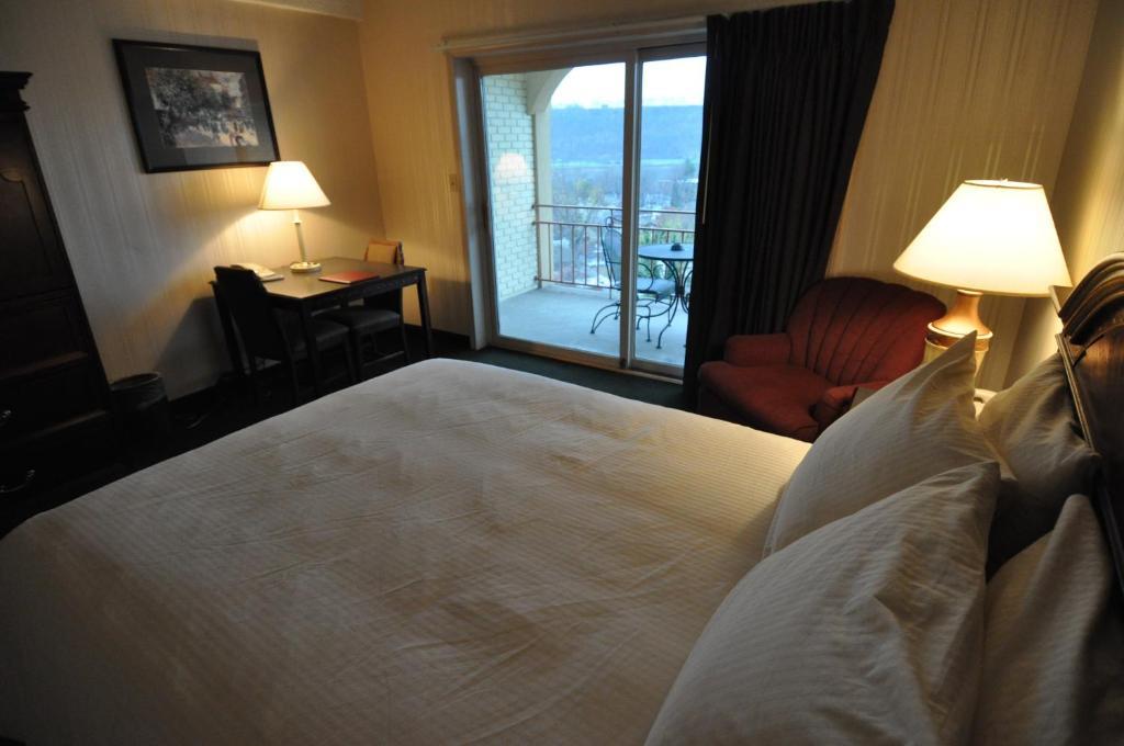 Hillside Inn Madison Pokój zdjęcie